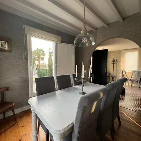 Rosa Bella * Poo De Llanes